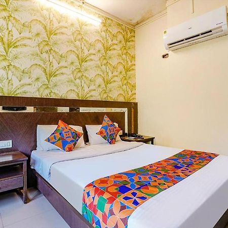 Hotel Gargi Deluxe Pune Zewnętrze zdjęcie